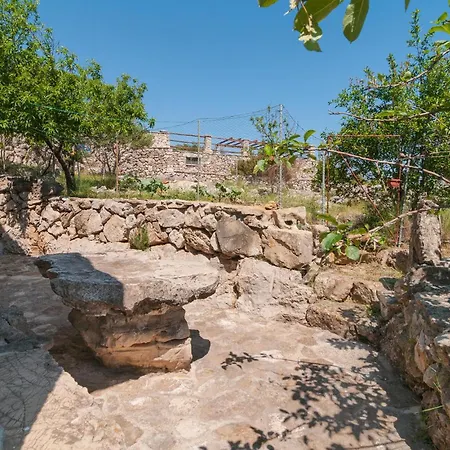 2 Bedroom In Hébergement de vacances